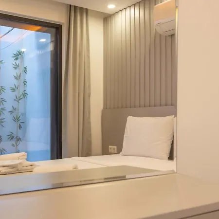 Zakkum Apartment *