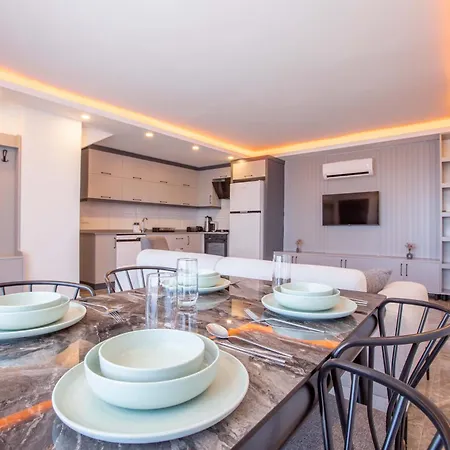 Zakkum Apartment *